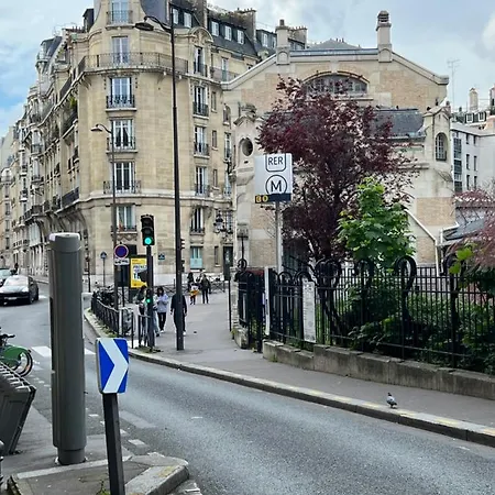 Cozy Tour Eiffel Parijs