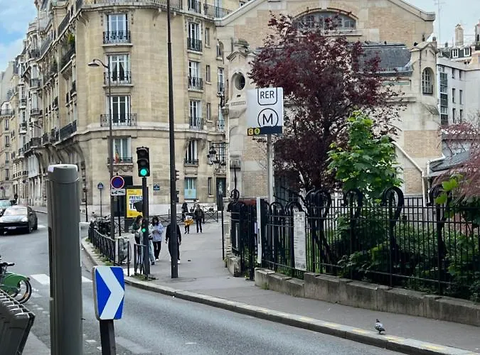 Cozy Tour Eiffel Parigi